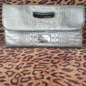 Nine West Metallic Silver Croc-Embossed Wristlet Clutch